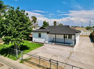 9831 Oleander Ave, Fontana, CA 92335
