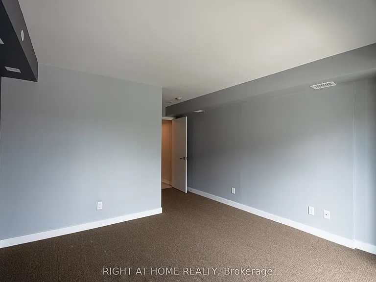 118 Varna Dr #101 — Photo 22