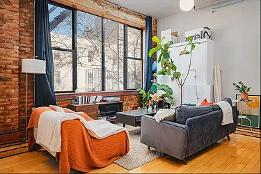 Rented by REAL New York