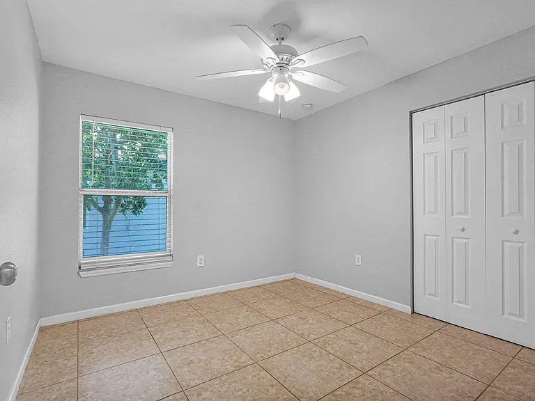 520 N Southridge Rd — Photo 21
