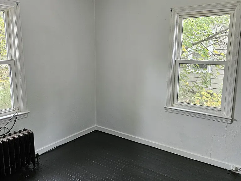 105 Pennsylvania Ave #1R — Photo 10