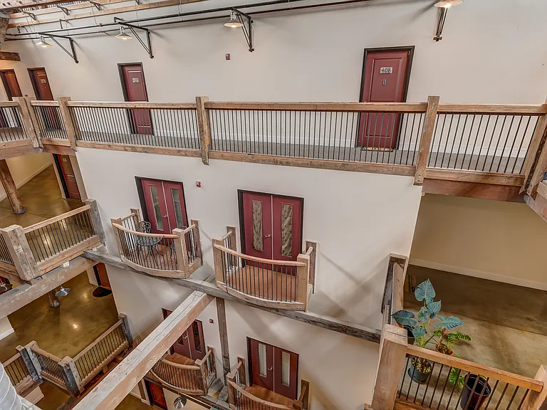 815 Porter St #407 — Photo 15