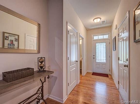 4th image of 3282 Yarmouth Ln #15
