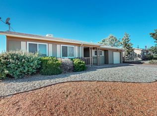 844 Archibeque Ave SE, Rio Rancho, NM 87124