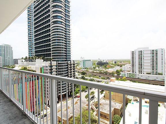 3rd image of 1250 S Miami Ave #1509