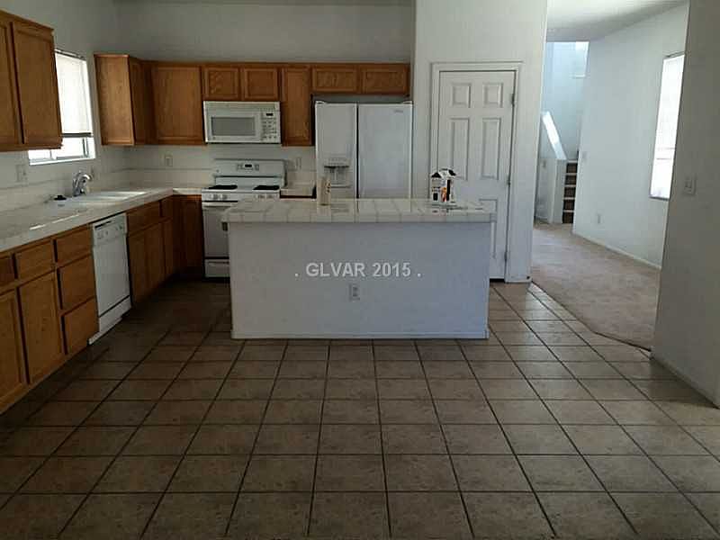 2nd image of 10851 Colour Magic St