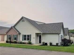 1051 Timberwood Dr, Beaver Falls, PA 15010