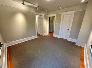 3803 SE Gladstone St, Portland, OR 97202