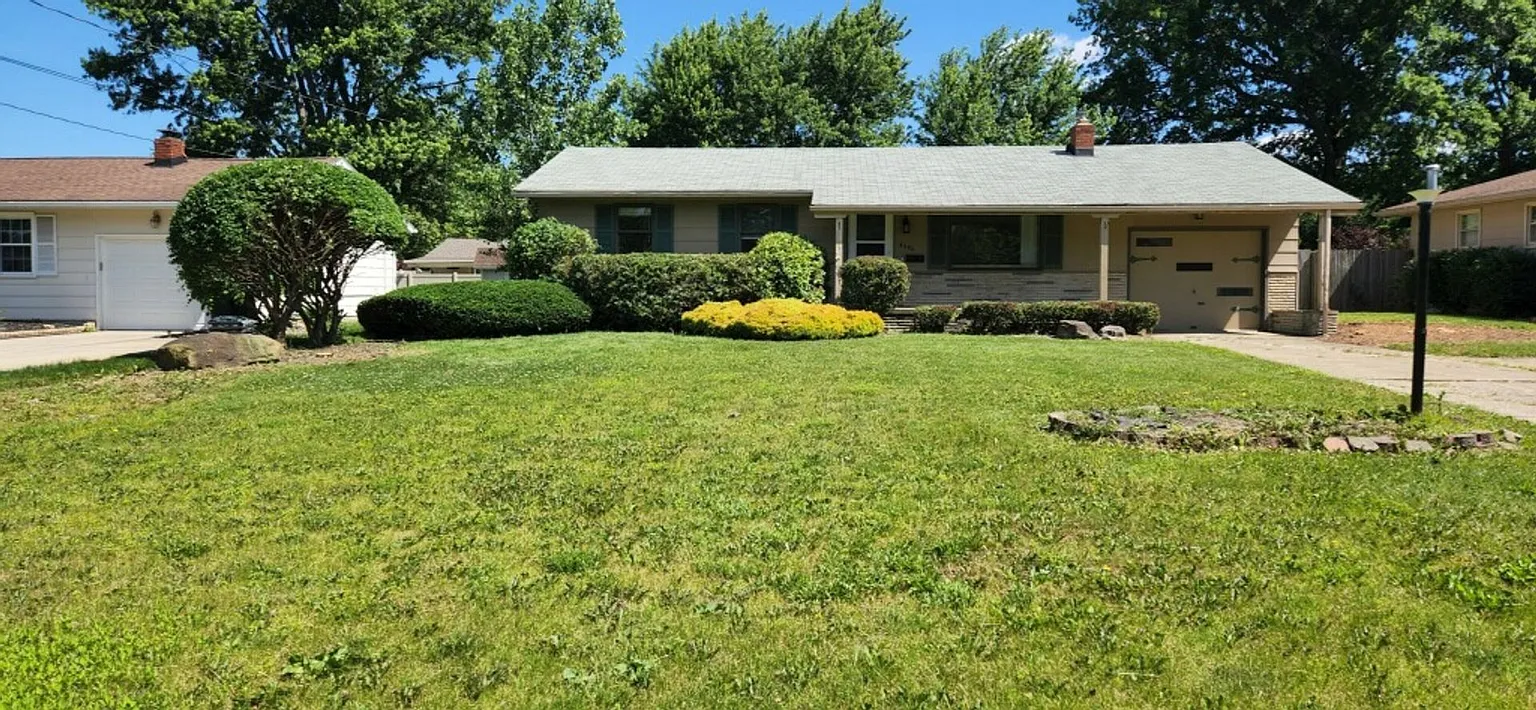 4686 Driftwood Ln photo 1