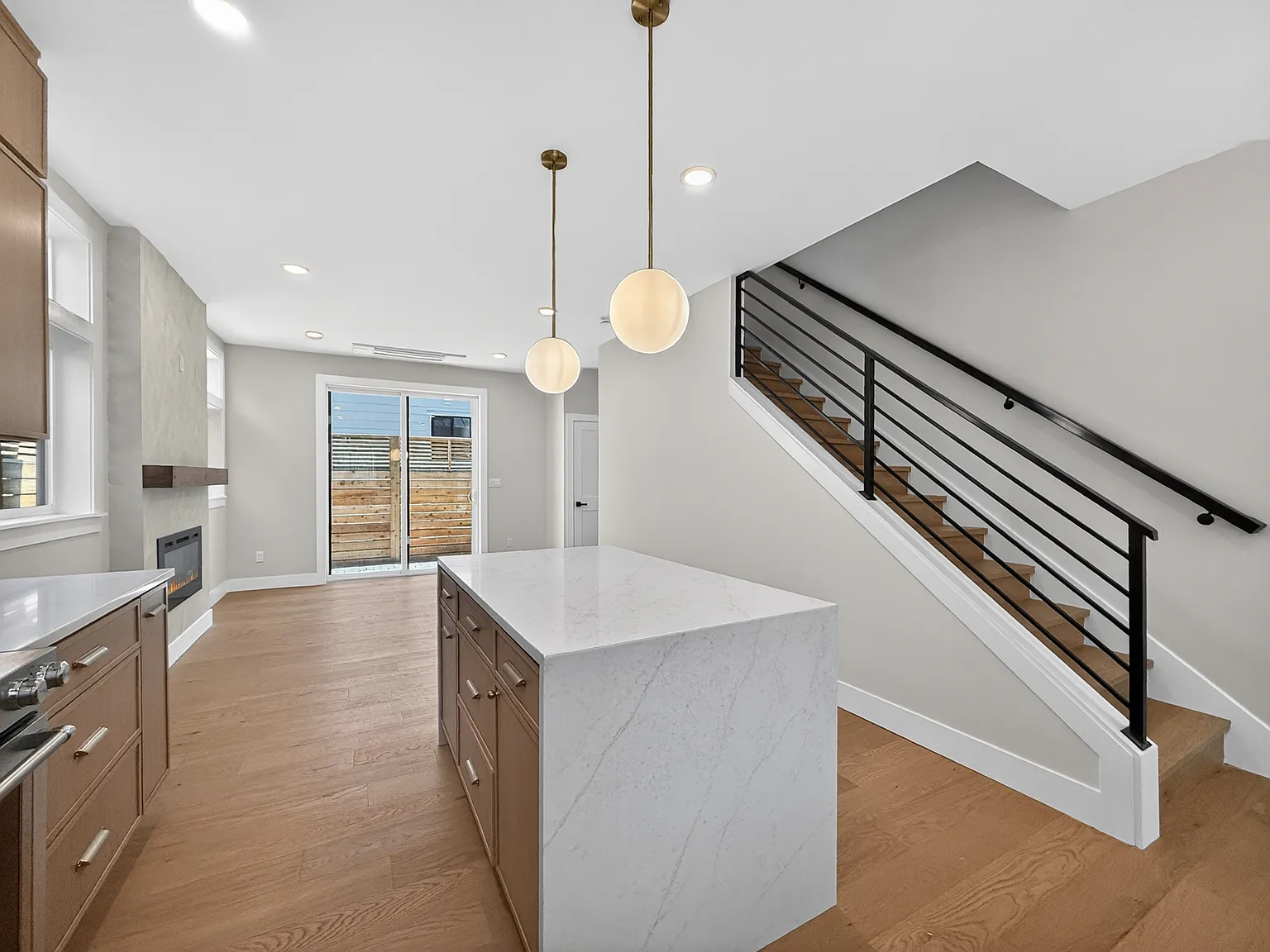 5237 37th Ave NE, Seattle - B — Photo 4