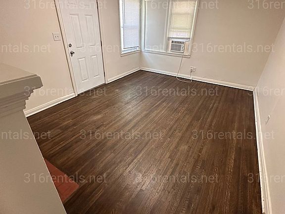 4th image of 910-912 N Glendale St #0