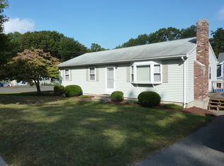 5 Orleans Dr, Bristol, CT 06010
