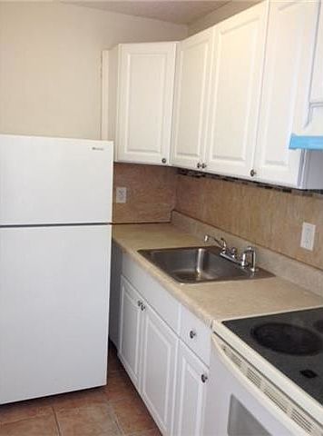 1st image of 1104 NW 7th Ave #2