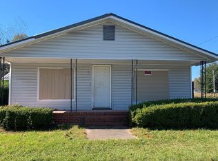 206 Mathis St, Nashville, GA 31639