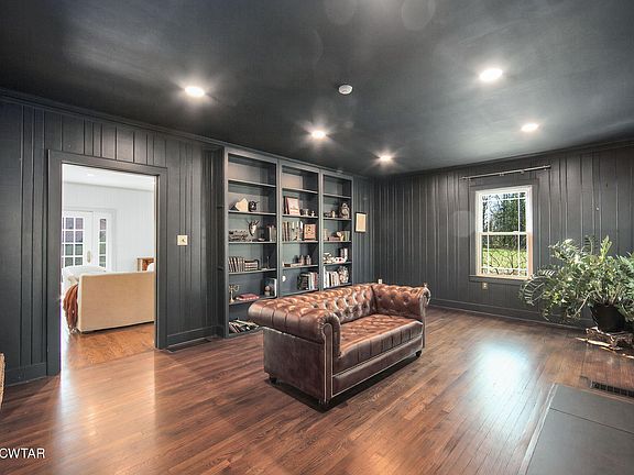 4th image of 1090 Old Humboldt Rd