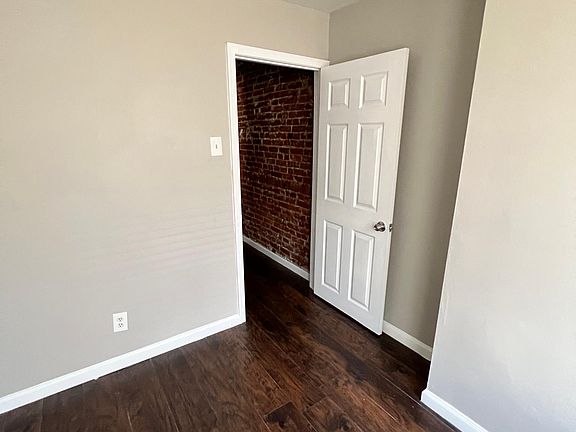 5th image of 2056 W Stella St