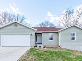 316 N Dogwood Pl, Reeds Spring, MO 65737