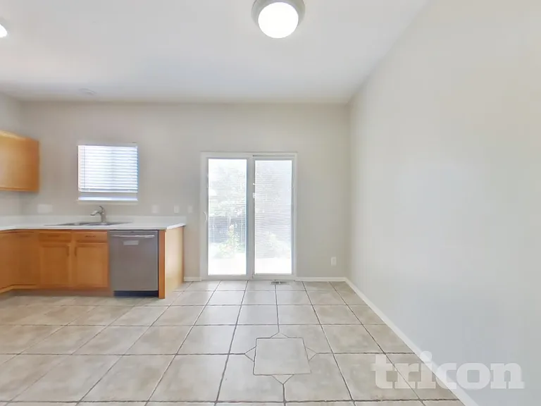 3750 S Quemoy Way — Photo 4
