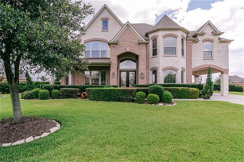 1st image of 3957 Pebble Brook Dr