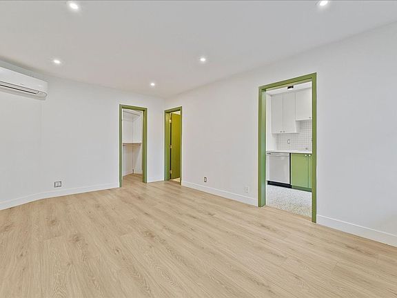 4th image of 6615 Franklin Ave APT S1