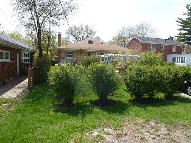 2nd image of 2206 Lake Ave