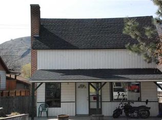 218 E Nixon Ave, Chelan, WA 98816