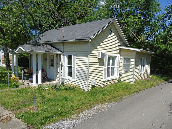 2nd image of 1508 North St #1/2