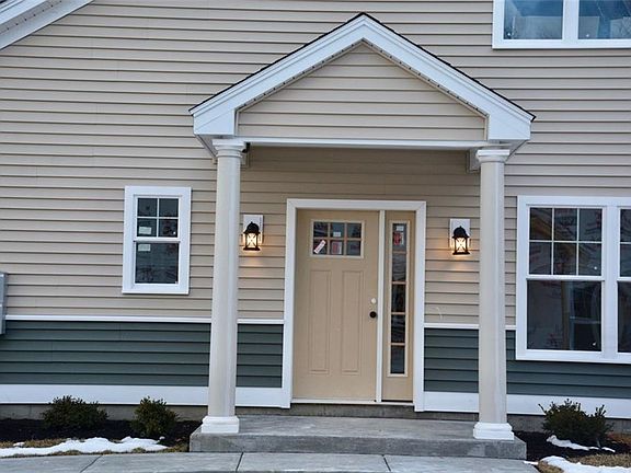 4th image of 8 B Fairway Dr #8B