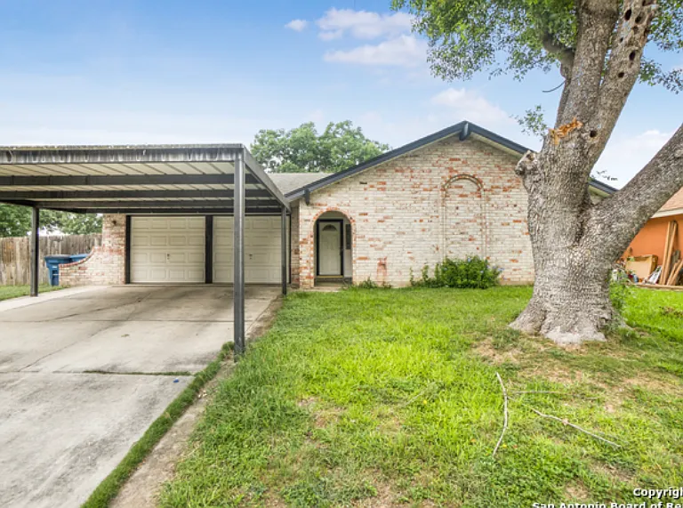 5003 Starfire Ln — Photo 1