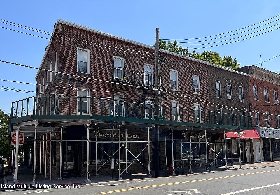 1st image of 661-663 Bay St