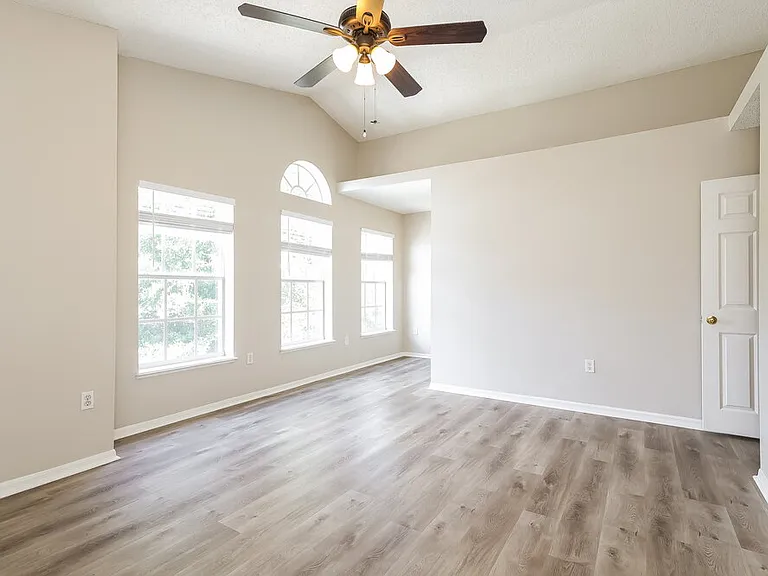 2069 Whispering Trails Blvd — Photo 12