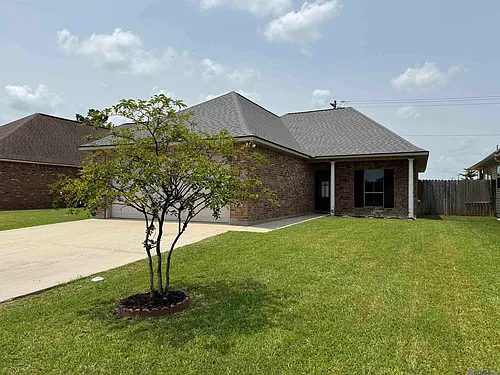 25445 Black Lake Ave Photo 1