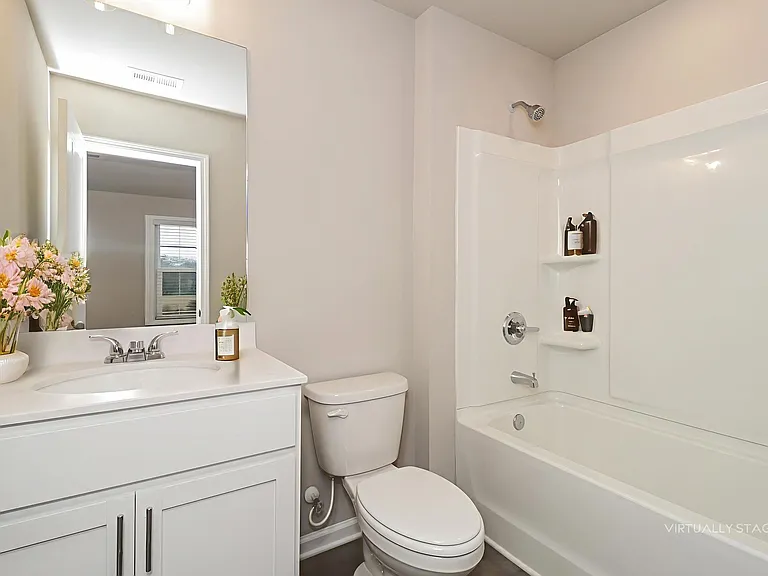 807 Calvin Park Dr — Photo 5