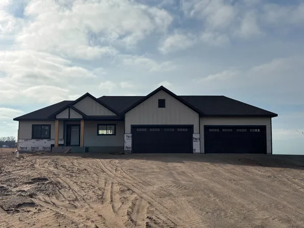 12901 295th Ave NW, Princeton, MN 55371