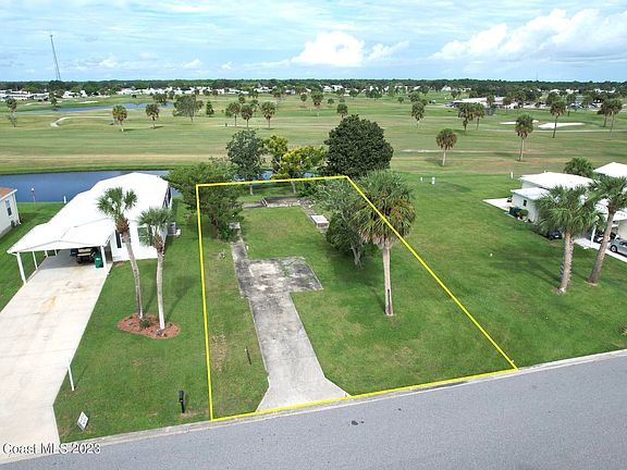 2nd image of 1024 Barefoot Cir