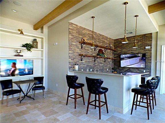 3rd image of 175 Toscavilla Blvd
