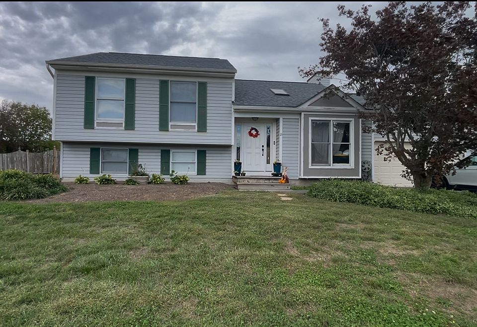 1st image of 21 Cloverdale Rd