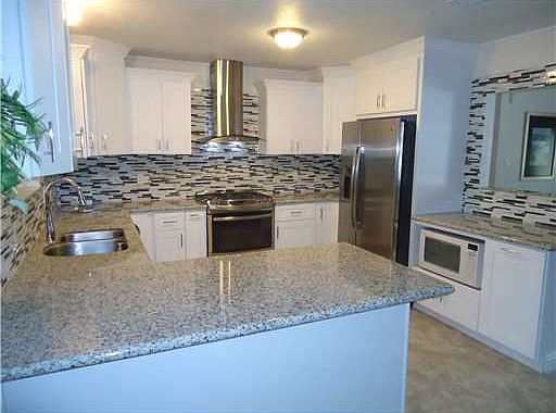 5th image of 172 Brady Dr