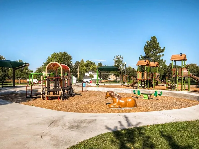 Park has a playground