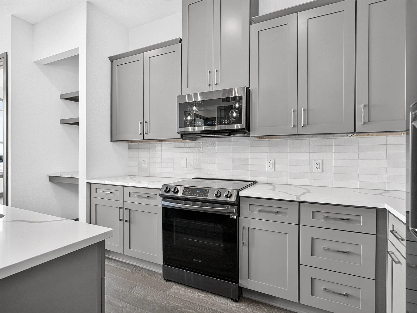 2 bed, 1174 sqft, $2,050 — Photo 4