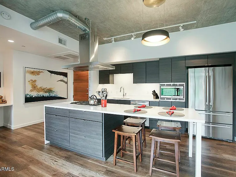 100 W Portland St #306 — Photo 7