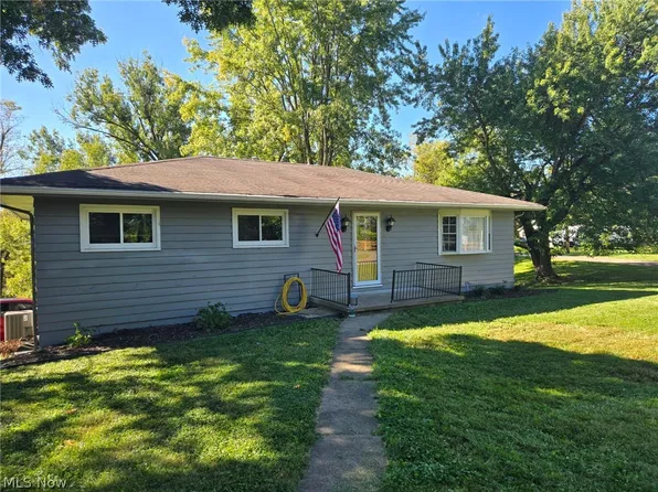 57650 Prospect Ave, Bridgeport, OH 43912