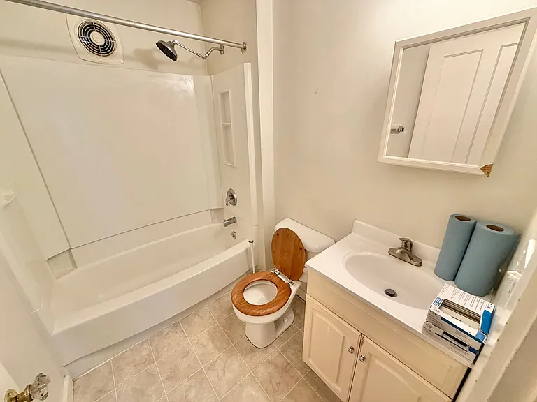 281 S Winooski Ave #1 — Photo 26