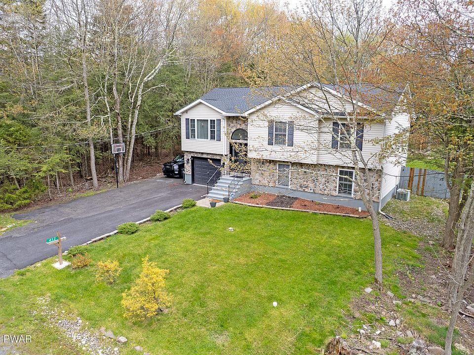 1st image of 412 Scotch Pine Dr