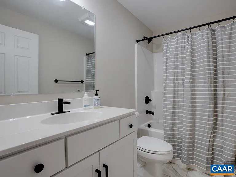 1270 Constitution Ct #202 — Photo 24