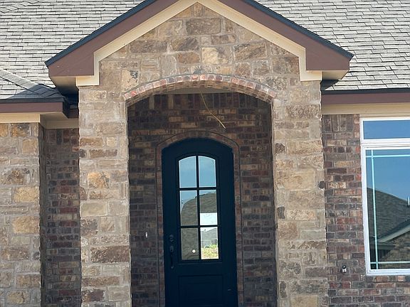 2nd image of 5038 Scarlet Oak Ln