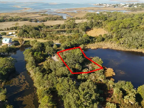 0 Lakeview Ct, Crawfordville, FL 32327