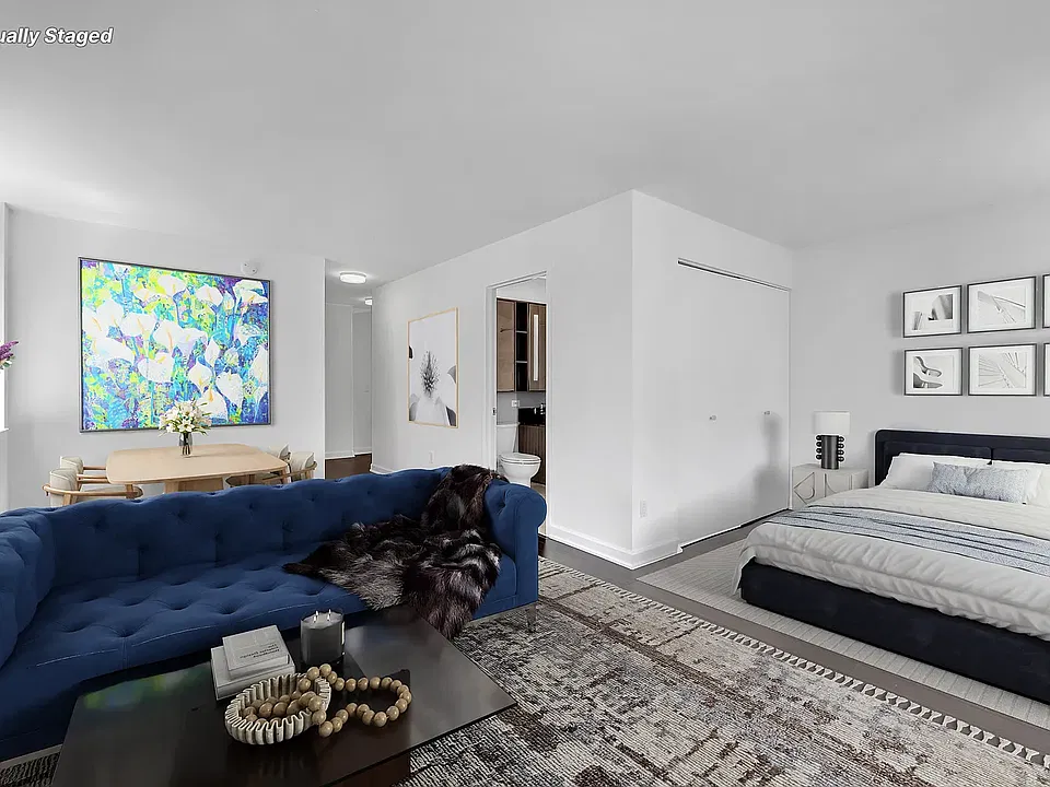 77 W 24th St #9B