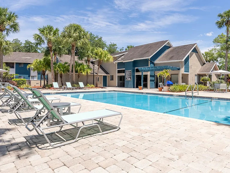 Fisherman's Landing Apartment Homes — Photo 20