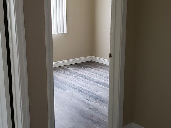 3rd image of 16768 Barbee St